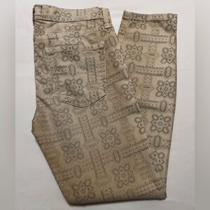 Current/Elliott Distressed Medallion Patterned Skinny Jeans in Color Beige